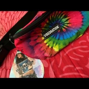 Tie-dye fanny pack ❤️🧡💛💚💙💜